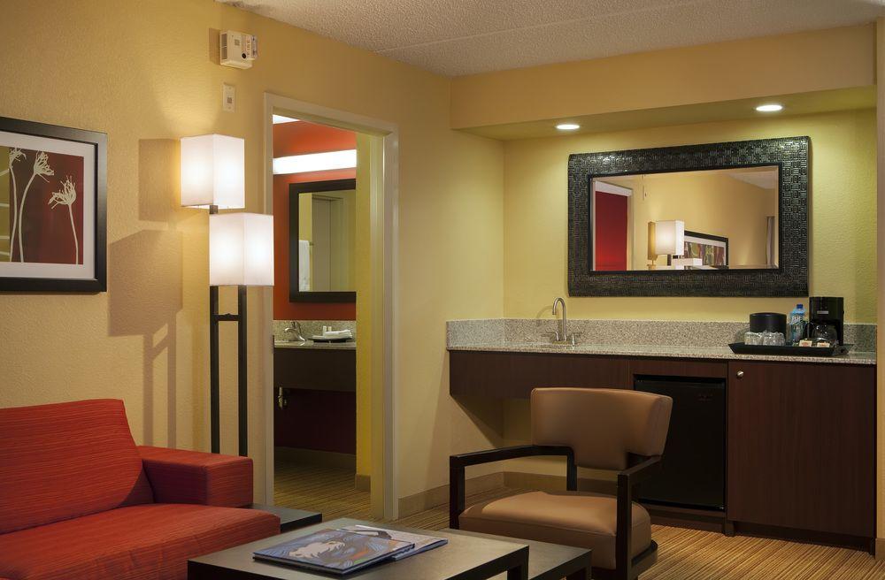 Courtyard By Marriott Miami Aventura Mall Ngoại thất bức ảnh