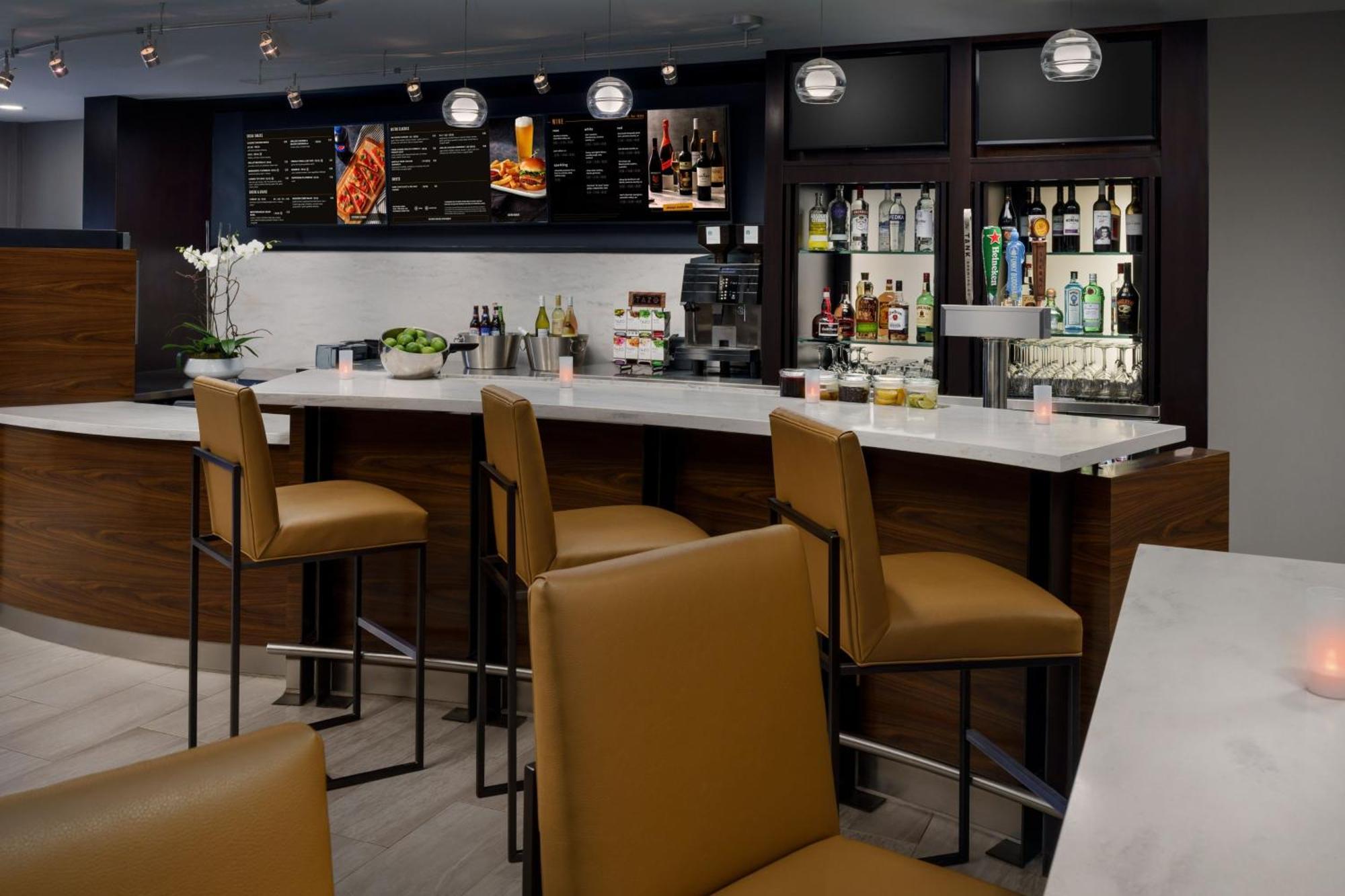 Courtyard By Marriott Miami Aventura Mall Ngoại thất bức ảnh