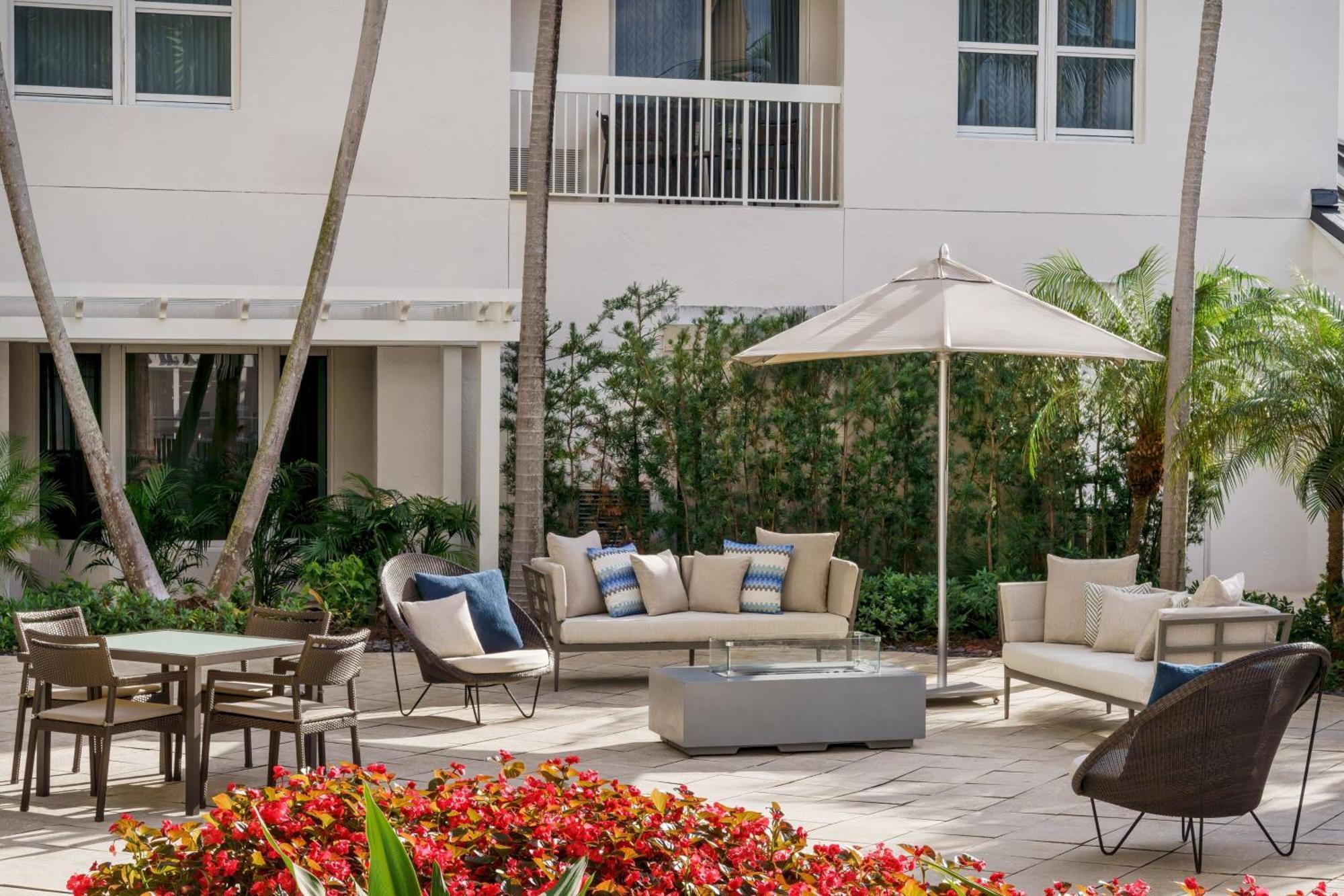 Courtyard By Marriott Miami Aventura Mall Ngoại thất bức ảnh